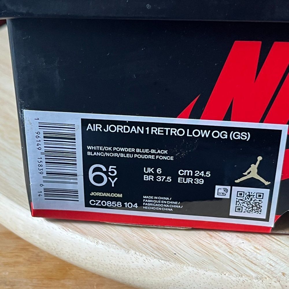 Jordan 1 Retro Low OG UNC Dark Powder Blue Men's Size‎ 6.5Y Brand New DS - Picture 10 of 10